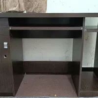 میز کامپیوتر درحد نو