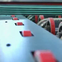 کارگرساده و نیروی خط تولید