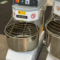 خمیرگیر اسپیرال پرلانماز ترکیه نان فانتزی و قنادی|فروشگاه و مغازه|اصفهان, شهرک صنعتی امیرکبیر (شاپور جدید)|دیوار