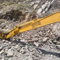 بیل میکانیکی ۹۱۲ زنجیری|خودرو سنگین|مشهد, حسابی جنوبی (شهرک غرب)|دیوار