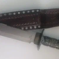 چاقو با غلاف چرم