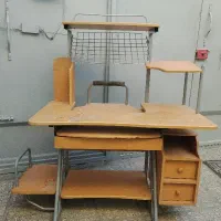 میز کامپیوتر چوبی