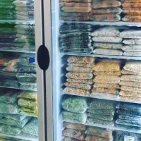 سبزی خردکنی و پخش عمده با بسته‌بندی خانگی