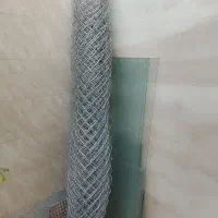 فنس توری گالوانیزه و صندلی و داس و بوته کن|مصالح و تجهیزات ساختمان|تبریز, |دیوار