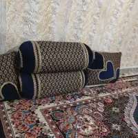 پشتی و بالشت