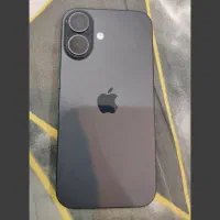 ایفون 16 نرمال مشکی درحد اک باتری 100