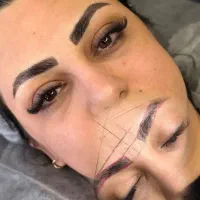 آرایش دائم میکروبلیدینگ