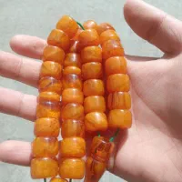 تسبیح کهربا|کلکسیون اشیاء عتیقه|نهاوند, |دیوار