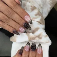 خدمات ناخون