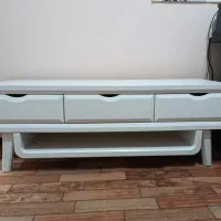 میزتی وی سفید