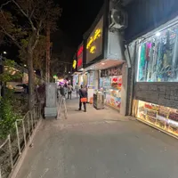 مغازه ۱۵۰ متری نبش چهارراه ابوریحان با سند
