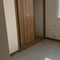 کلنگی تجاری مسکونی با ۲ باب مغازه