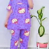 لباس راحتی|لباس|میانه, |دیوار