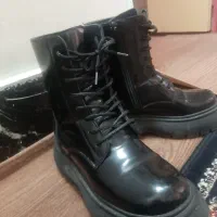 نیم بوت سایز ۳۸