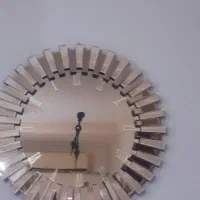 ساعت بسیارتازه وسالم سنگین وزن جنس اصل سری اول|ساعت|قشم, |دیوار
