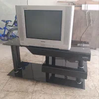 تلویزیون‌ومیز