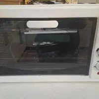 یک توستر و یک سرخکن