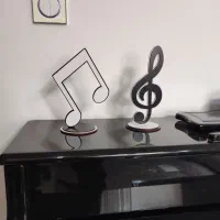 دکوری طرح نت های موسیقی سل و فا