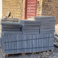 یک پالت موزائیک 40*40 اتوماتیک میبد