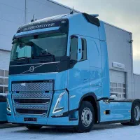 به یک نفر خانم جهت همکاری در شرکت حمل حمل و نقل