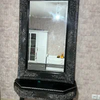 آیینه قدی با کنسول