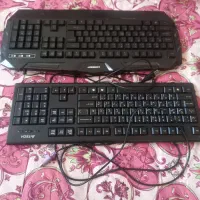 دوعدد کیبورد