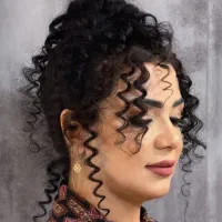 کلیه خدمات آرایشی زیبایی با آف ۵۰درصد|خدمات آرایشگری و زیبایی|جیرفت, |دیوار