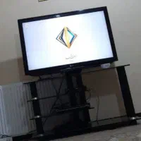 میز تلویزیون شیشه ای