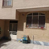 ۹۰مترشهرک فهمیده طبقه اول با پارکینگ|اجارهٔ آپارتمان|کرج, شهرک فهمیده|دیوار