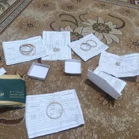 طلا با فاکتور دارم فقط وفقط پنجاه تومن بالا تابلو