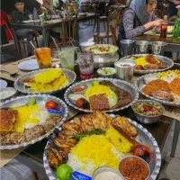 استخدام پرسنل آقا رستوران با جای خواب و انعام