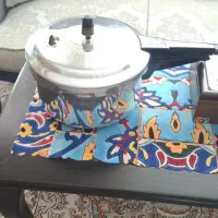 زودپز ۴لیتری تک نام کاملا نو