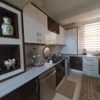 آپارتمان ۱۰۰ متر دو خوابه طبقه چهارم فول تک واحدی