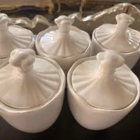 ظرف بانکه کنار سماور