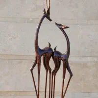 مجسمه چوبی غزال و لک لک
