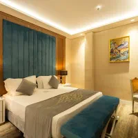 تور مشهد قطار و هواپیما(قسطی)