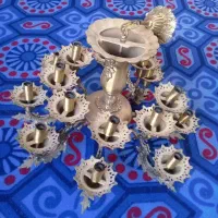 لوستر برنجی تو پر