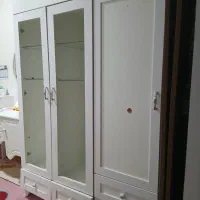 کمد سفید بهمراه 4 کشو فقط 7تومن