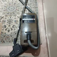 جارو برقی AEG سالم