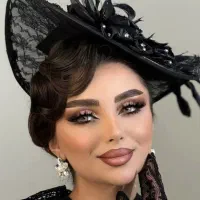 خدمات تخصصی عروس و میکاپ / اقساط