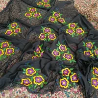 رنگ رو چادر و لباس