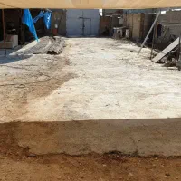 انبار حدود ۱۰۰۰متر بر جاده برق تک فاز و سه فاز|اجارهٔ دفتر صنعتی، کشاورزی، تجاری|شیراز, کفترک|دیوار