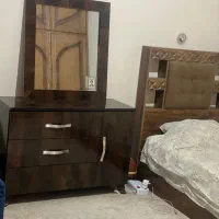 سرویس تخت تک نفره با اینه و دراور