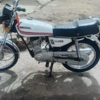 موتور ۱۲۵ تمیز و سالم پلاک قدیم