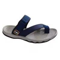 خیاط صندل و وسط کار