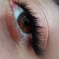 مژه هاتو بیا پیش ما خوشگل کن