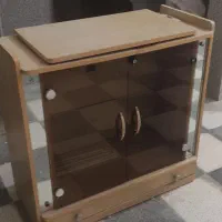 میز تلویزیون در حد نو