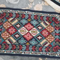 فرش پتینه با دو تا پادری سالم