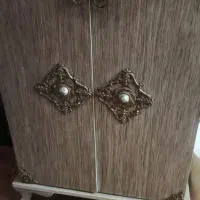 جاکفشی تمیز وسالم ب همراه آینه پنج تیکه طلایی