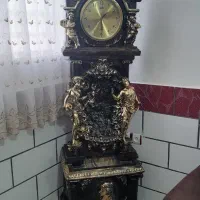 ساعت قدی دارای آبنما و نور پرداز